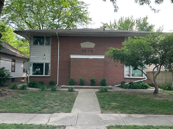 2216 Logan St #1, Rockford, IL 61103