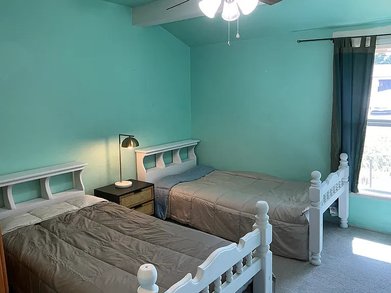 1402 Meadowbrook Rd — Photo 12