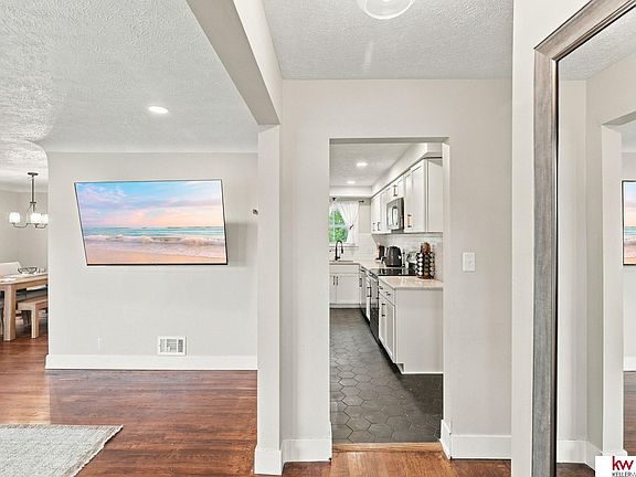 4th image of 5124 S 48th St