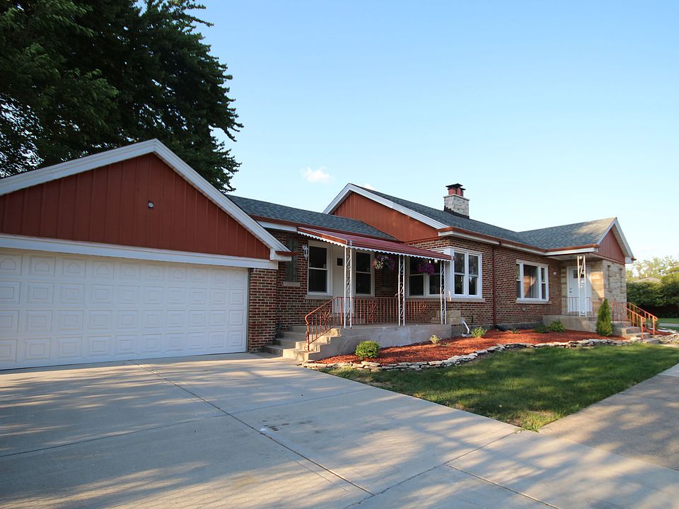 1st image of 2836 W 93rd St