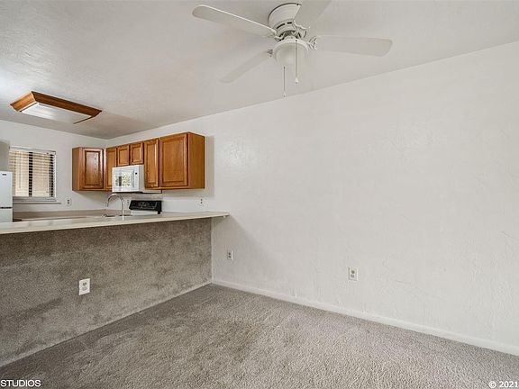 3rd image of 81 SE 16th Ave APT D201