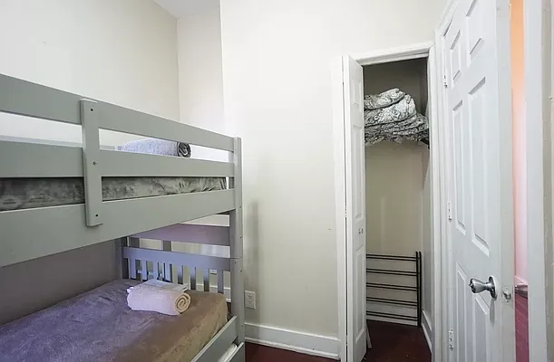 Rented by Hagstrom Management Inc | media 25