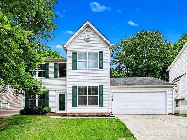 10422 Baskerville Ave, Charlotte, NC 28269
