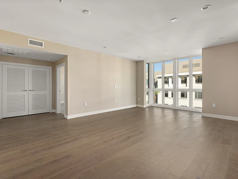 39 S Los Robles Ave #1505 — Photo 7