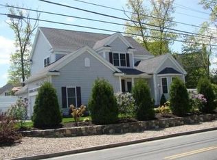 89 Montrose Ave, Wakefield, MA 01880