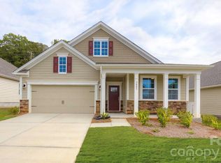 648 River Bottom Rd, Fletcher, NC 28792