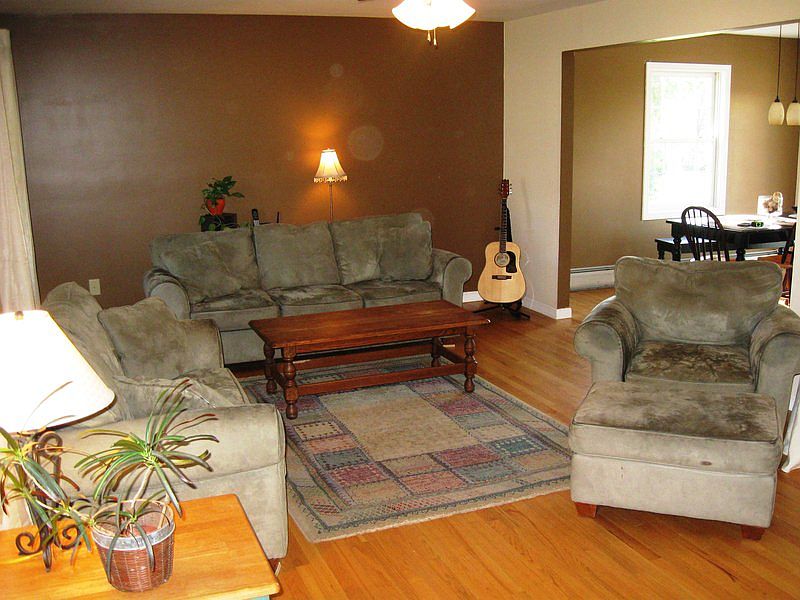 10 Clover Ln, Jericho, VT 05465 Zillow