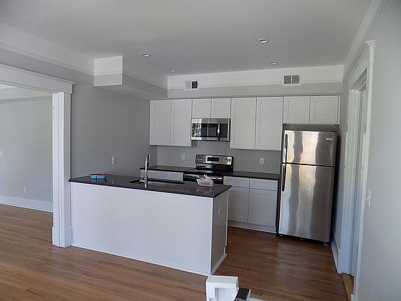 5th image of 2109 Abercorn St #14091405