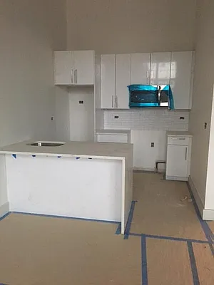 Rented by Bloom Real Estate Group | media 32