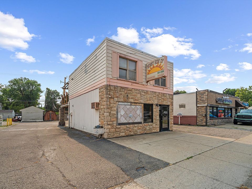 1040 N Wayne Rd, photo 2