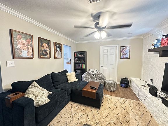 4th image of 3125 Lake Hills Dr