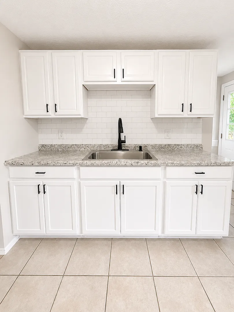 3 Bed Home in Blacklick Estates with Big Backyard & Great Layout! — Photo 4
