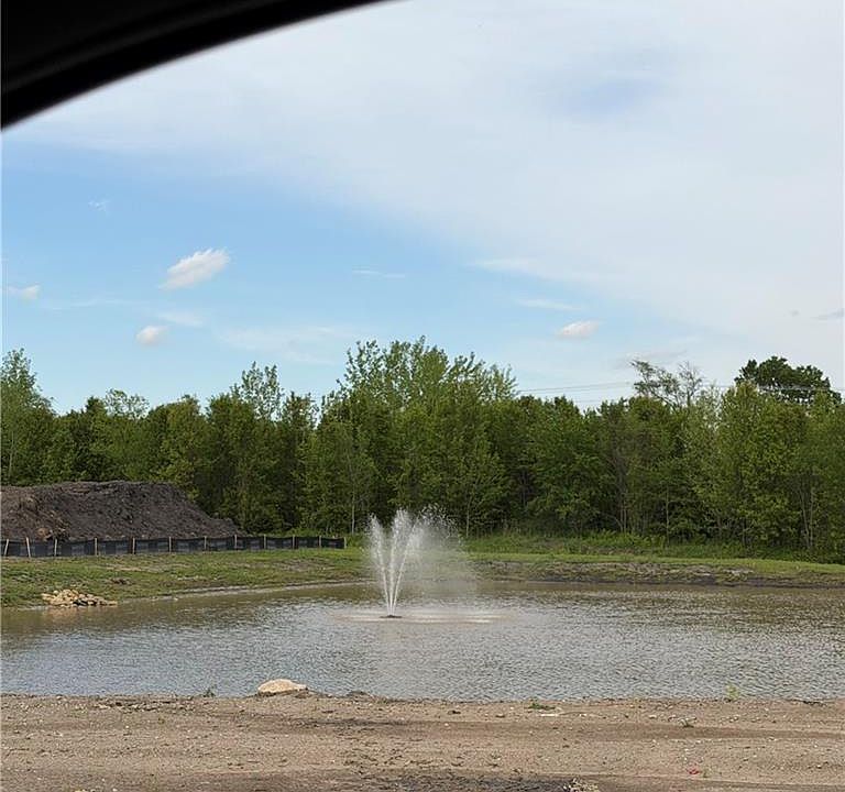 1st image of 103 Dogwood Ln