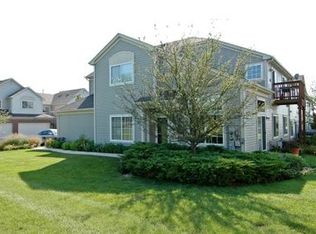 239 Nicole Dr UNIT F, South Elgin, IL 60177