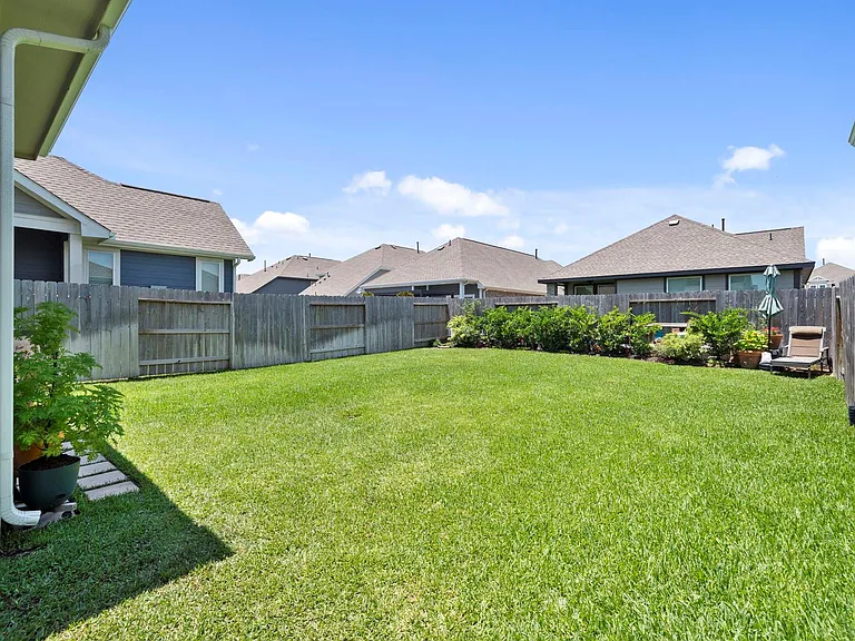 7907 Starfish Arbor Dr — Photo 28