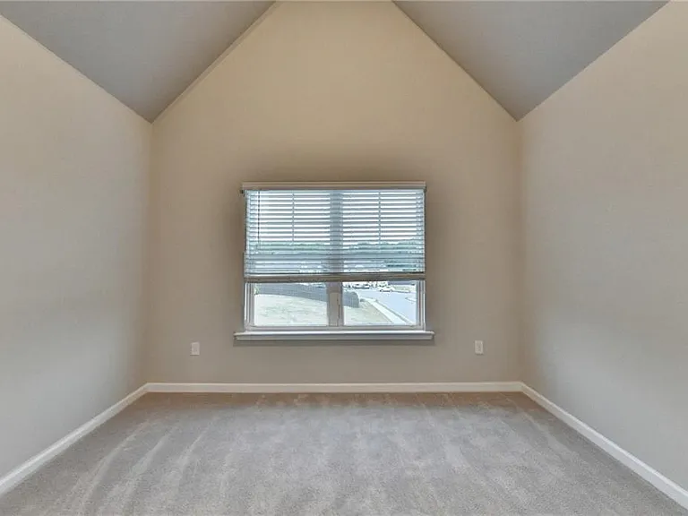 461 Paxton Ln — Photo 41