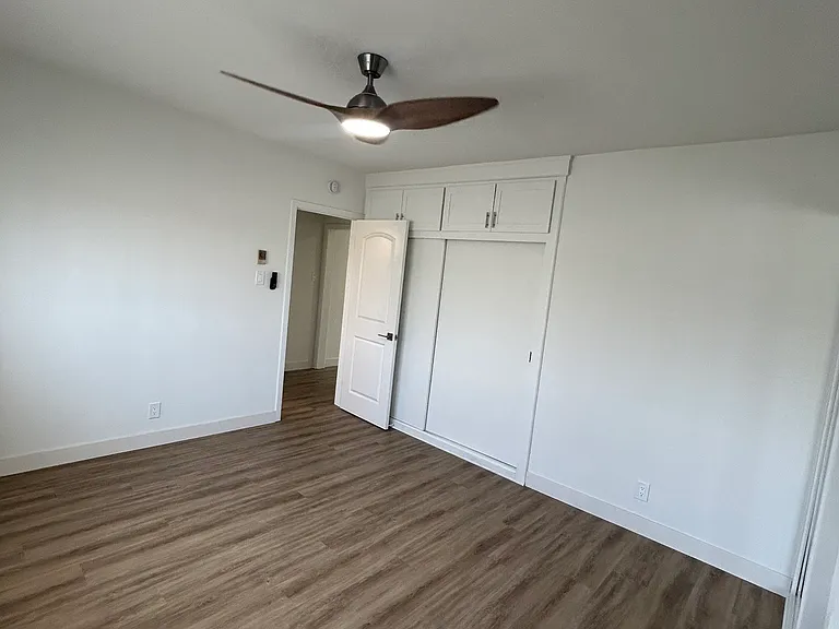 2425 Carson St #20 — Photo 8