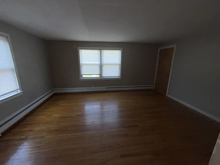 2515 Woodlawn St #3 — Photo 7