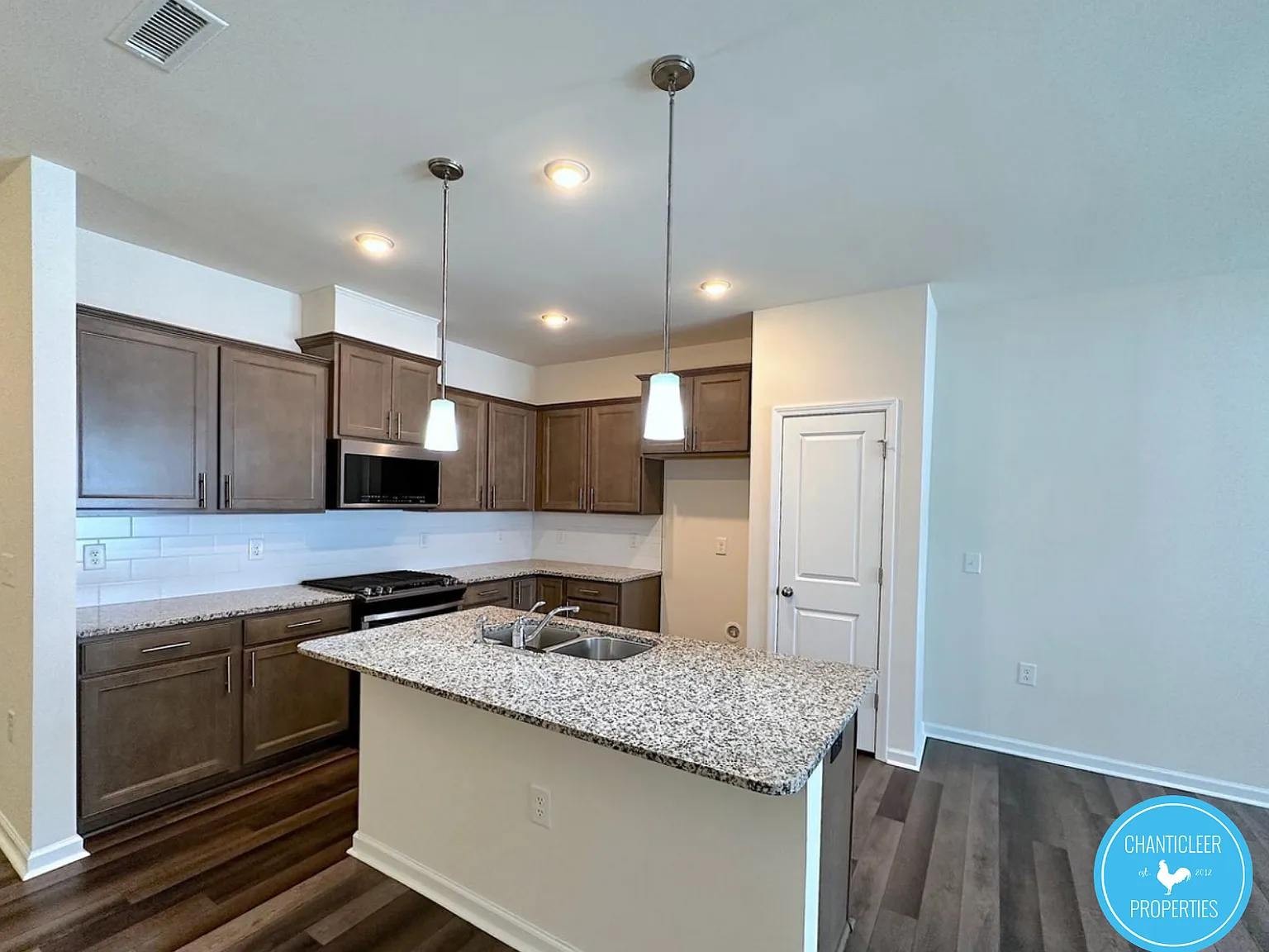 17 Whitesell Way - 1 — Photo 4