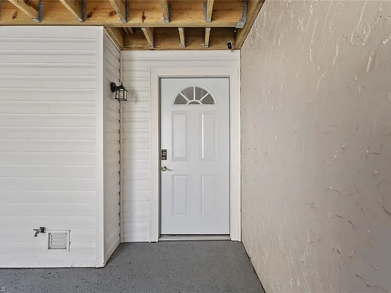 452 Bristle Cone Ln #27 — Photo 2