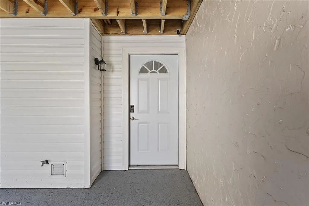 Building Photo - 452 Bristle Cone Ln #27
