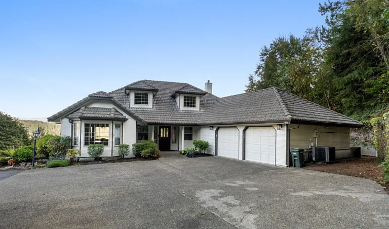11618 Jennifer Ct E — Photo 1