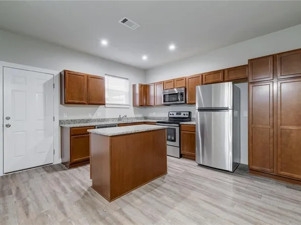 906 Quartz Ct #102, Cedar Park, TX 78613