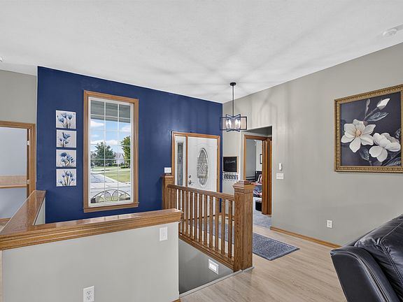4th image of 6703 E Summerside Pl