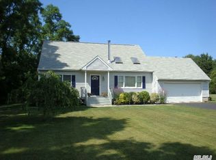 720 Silver Colt Rd, Cutchogue, NY 11935