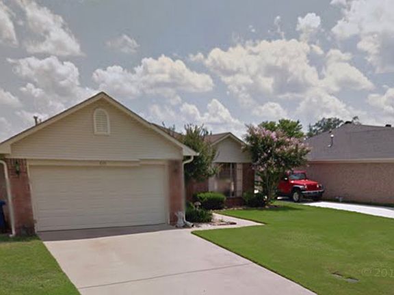 3rd image of 4535 Hardwood Dr