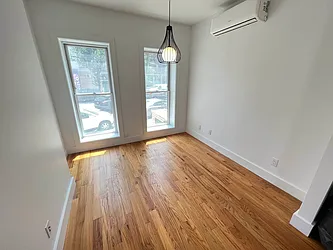 Rented by Tapiro Realty