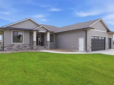 2212 S Saddle Ridge Dr, Sioux Falls, SD, 57110