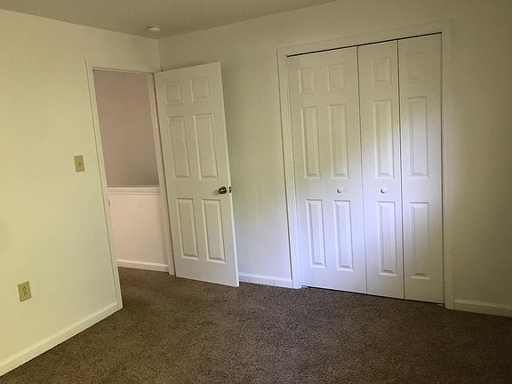 4th image of 411 Brown Ave