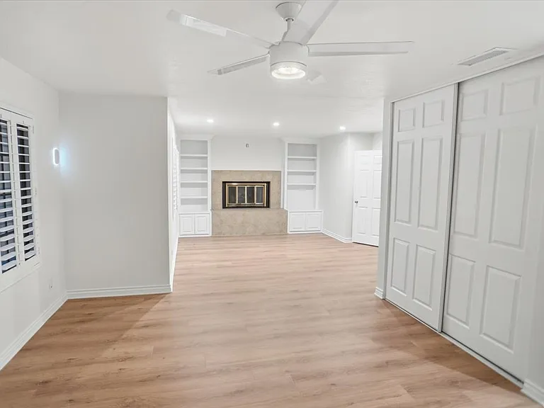 24124 Mentry Dr — Photo 12