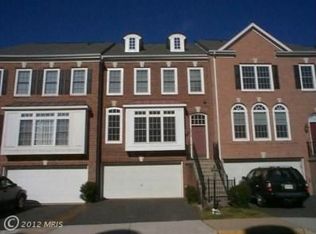 12004 Mill Rock Dr, Fairfax, VA 22030