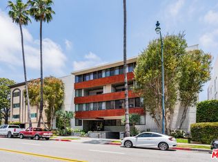 262 N Crescent Dr APT 2, Beverly Hills, CA 90210