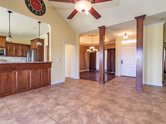 3rd image of 1410 N Fm 1912