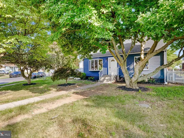 55 Kenwood Ter, Trenton, NJ 08610