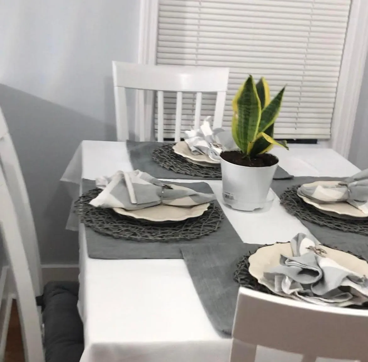 3 bed, 1215 sqft, $2,100 — Photo 3