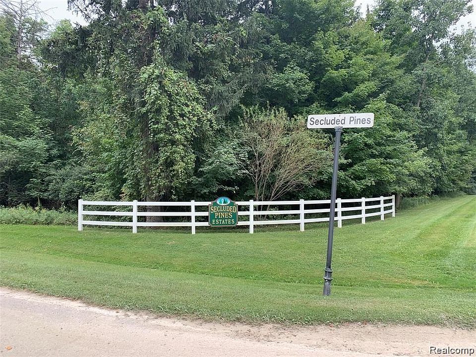 1st image of Par 16 Secluded Pines Dr