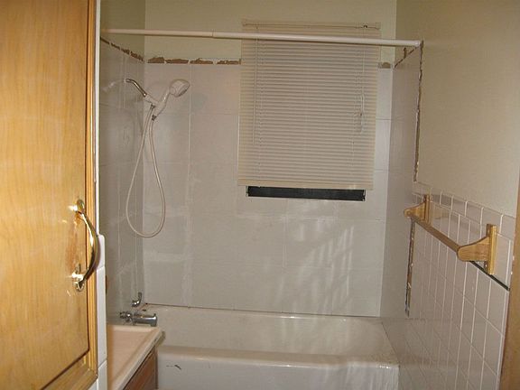 Full Bath