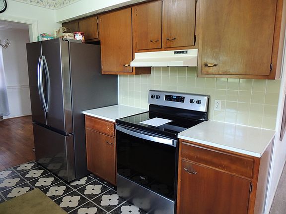 5th image of 206 Bellwood Ct