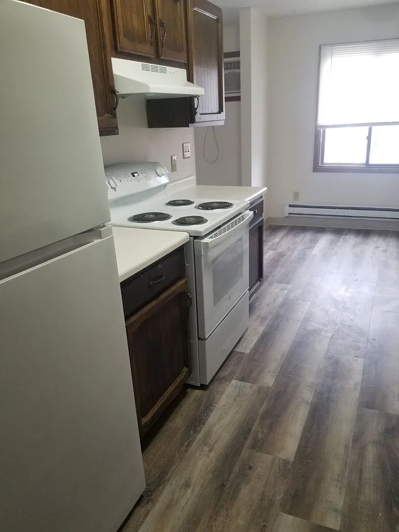 Loy Apartments — Photo 4