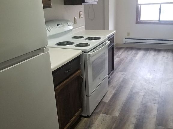 3rd image of 1102-1110 Loy Ave #1110-18
