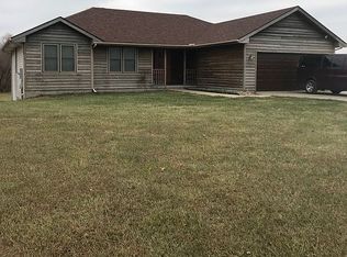 4113 SE 45th St, Berryton, KS 66409