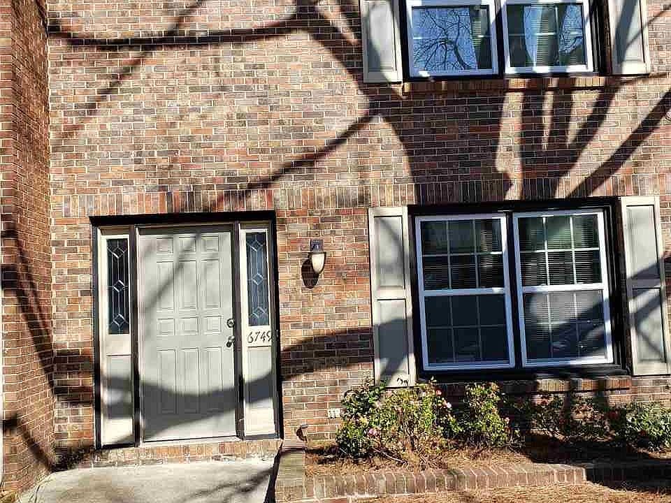 1st image of 6749 Steeplechase Dr NW