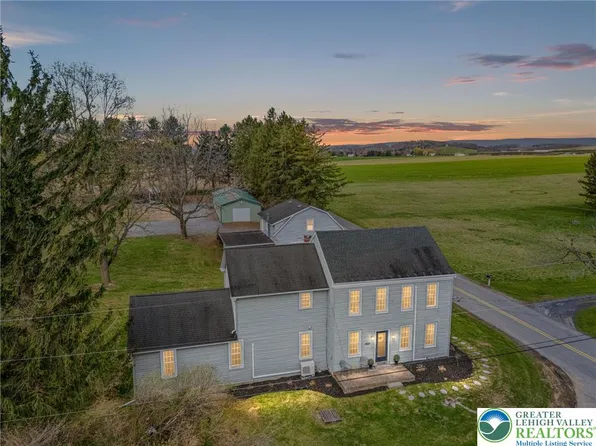 4520 Washington St, Schnecksville, PA 18078