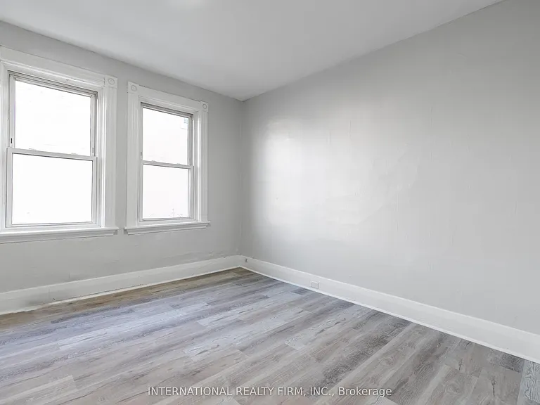 221 Hamilton Rd E #4 — Photo 8