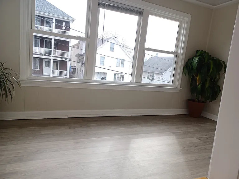 22 Chestnut St #2 — Photo 16