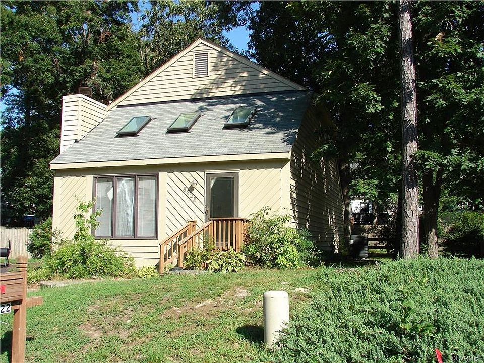 1st image of 8222 Stockade Cir
